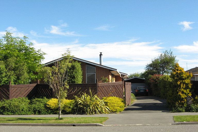 Photo of property in 7 Chadlington Street, Parklands, Christchurch, 8083
