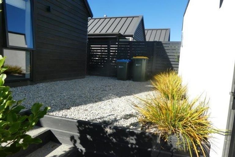 Photo of property in 5 Kokako Lane, Jacks Point, Queenstown, 9371