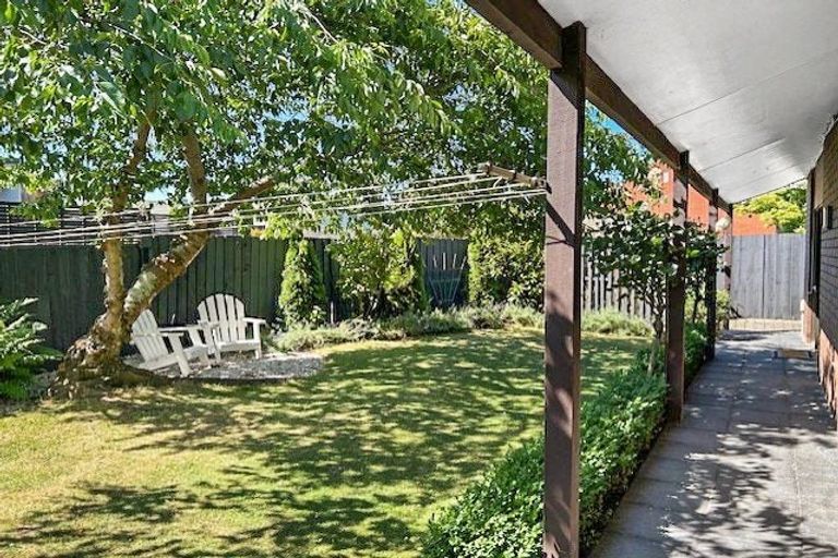 Photo of property in 31a Larch Place, Casebrook, Christchurch, 8051