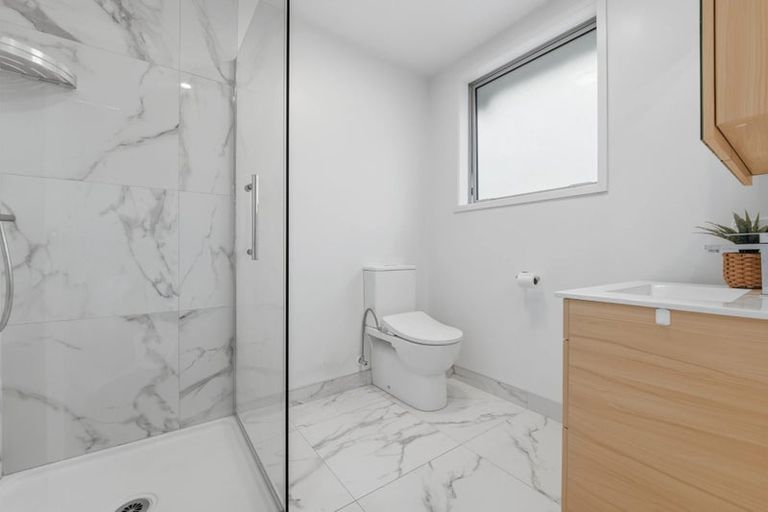 Photo of property in 42 Kaikoura Street, Maupuia, Wellington, 6022