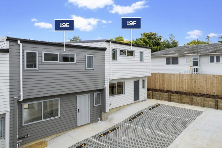 Photo of property in 19b Chislehurst Street, Henderson, Auckland, 0612