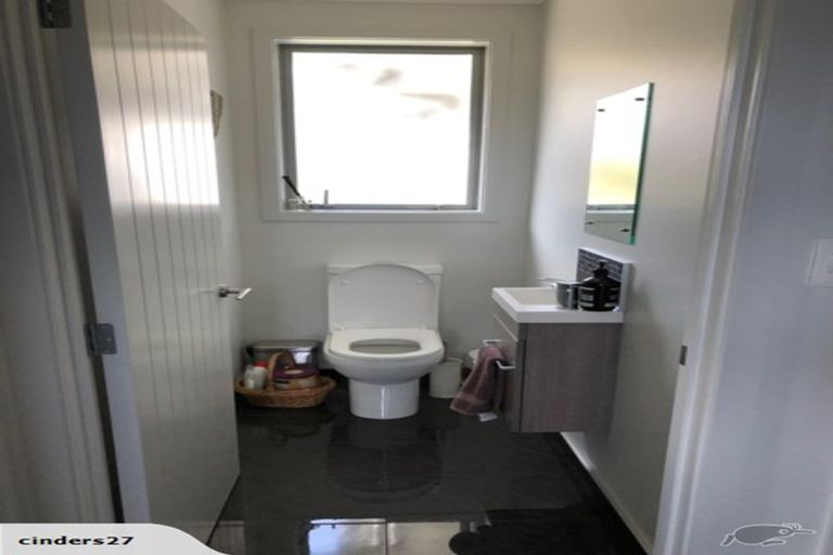 Photo of property in 7 Siemonek Rise, Bethlehem, Tauranga, 3110