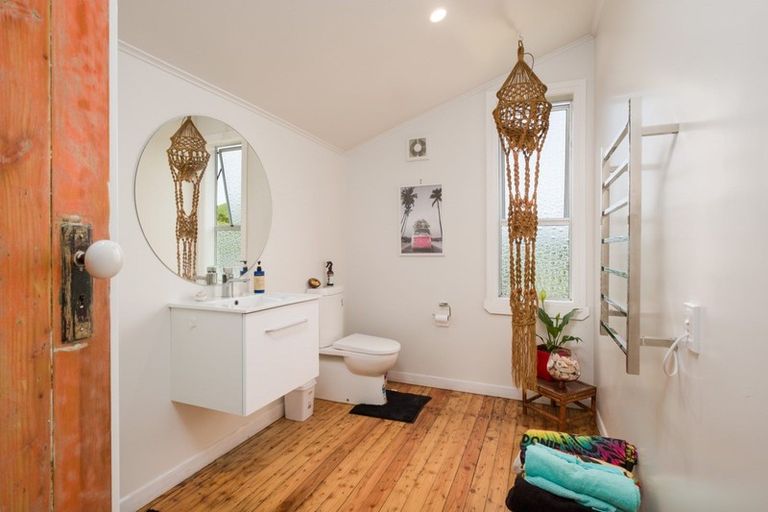 Photo of property in 22a Rangiuia Road, Tolaga Bay, 4077