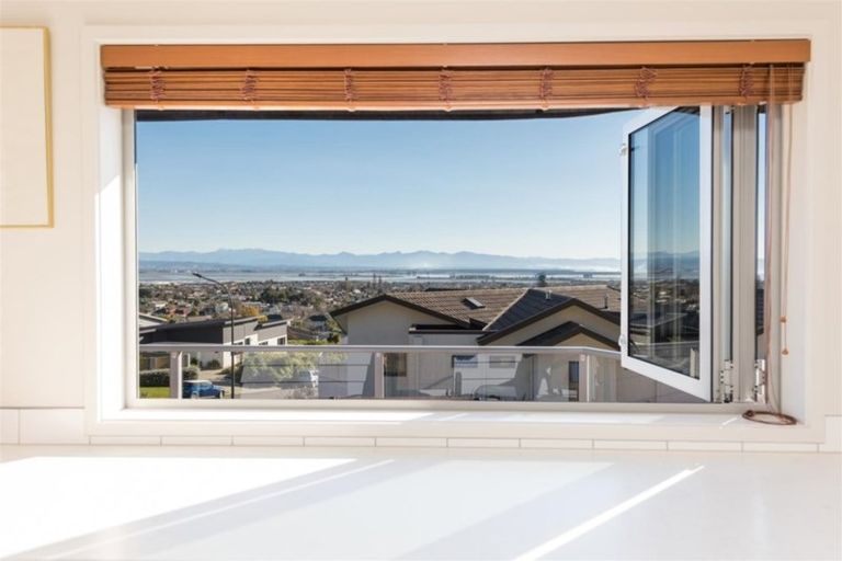 Photo of property in 8 Berkshire Place, Stoke, Nelson, 7011