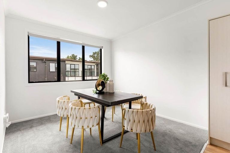 Photo of property in 11/130 Stancombe Road, Flat Bush, Auckland, 2016