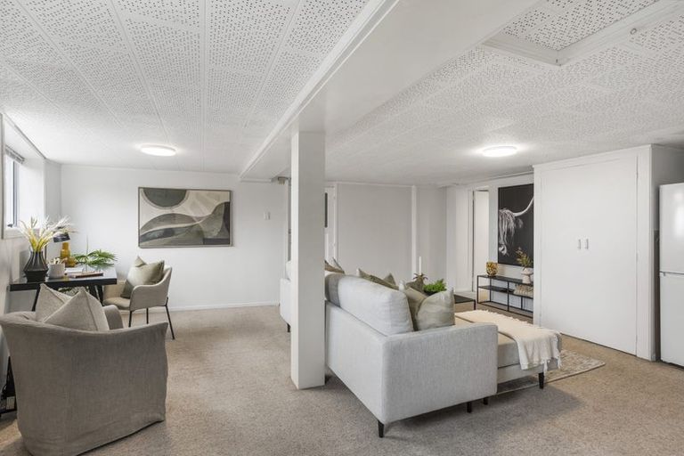 Photo of property in 12 Alton Avenue, Hillcrest, Auckland, 0627