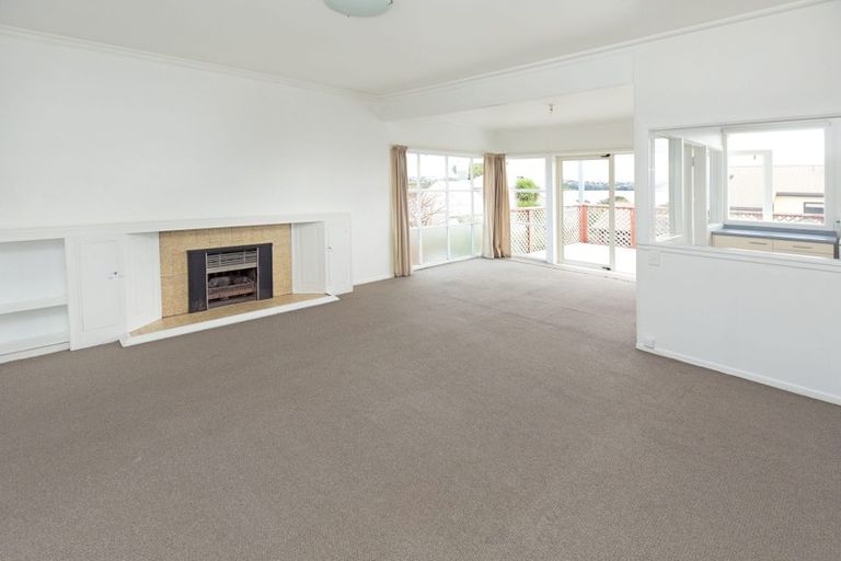 Photo of property in 952a Whangaparaoa Road, Manly, Whangaparaoa, 0930