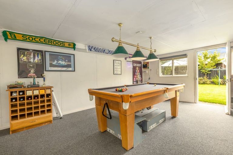 Photo of property in 261 Te Moana Road, Waikanae, 5036