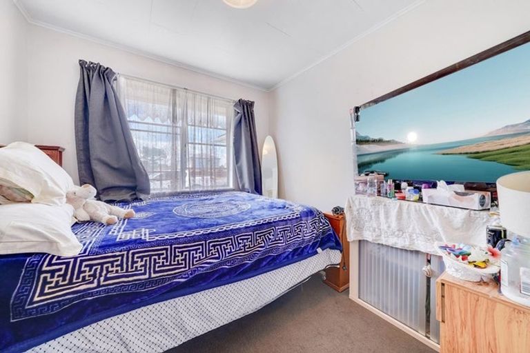 Photo of property in 471 Massey Road, Mangere East, Auckland, 2024