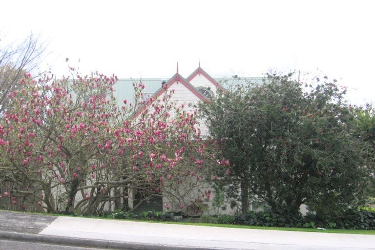 Photo of property in 11 Milton Road, Otumoetai, Tauranga, 3110