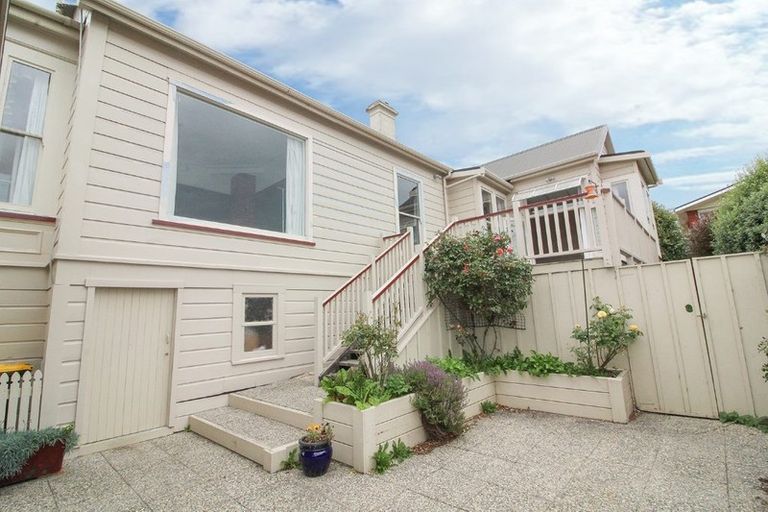 Photo of property in 35 Crosby Street, Mornington, Dunedin, 9011