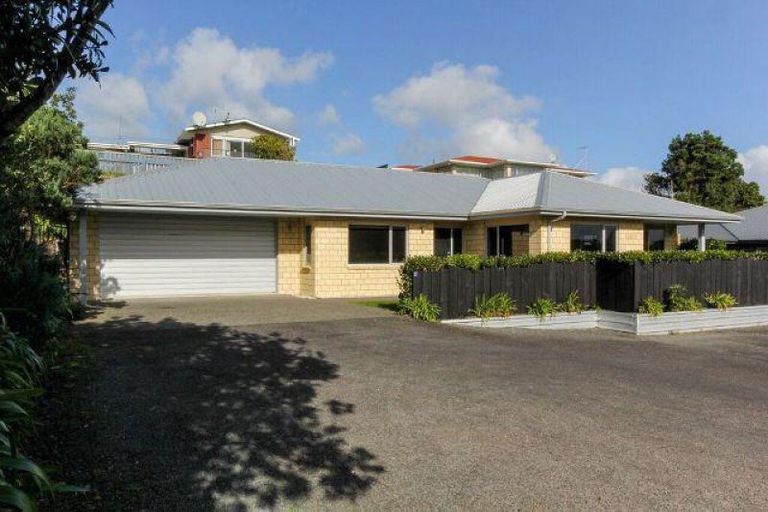 Photo of property in 455 Devon Street West, Lynmouth, New Plymouth, 4310