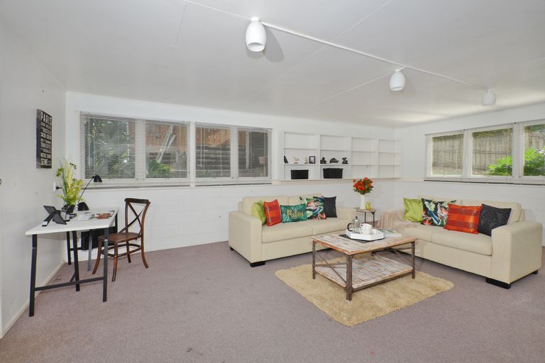 Photo of property in 22 Crawford Crescent, Te Kamo, Whangarei, 0112