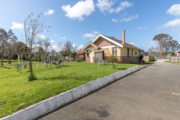 Photo of property in 122 Great South Road, Huntly, 3700