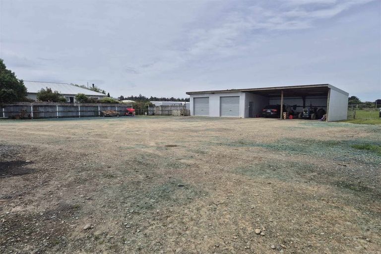 Photo of property in 656a Ryal Bush-wallacetown Road, Wallacetown, Invercargill, 9874