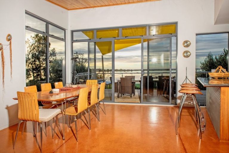 Photo of property in 132 Ohiwa Loop Road, Waiotahe, Opotiki, 3198