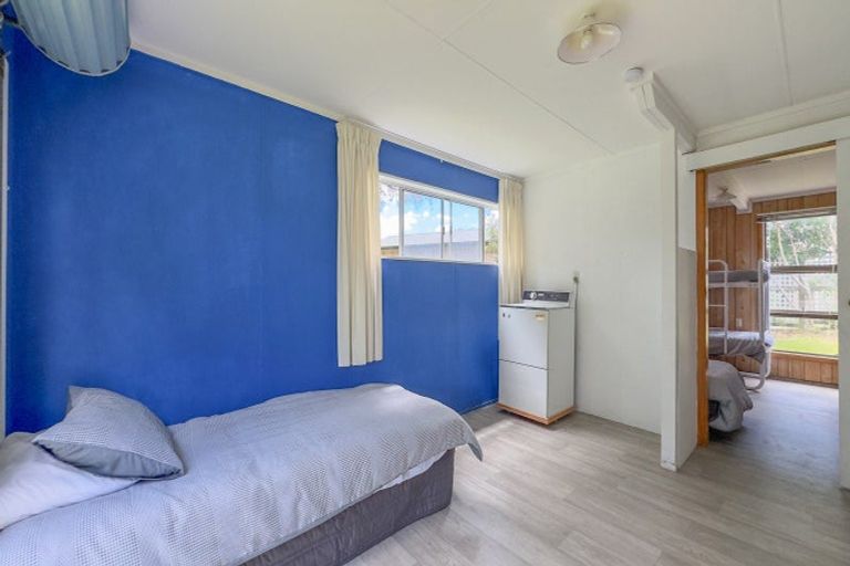 Photo of property in 106 Moore Place, Whangamata, 3620