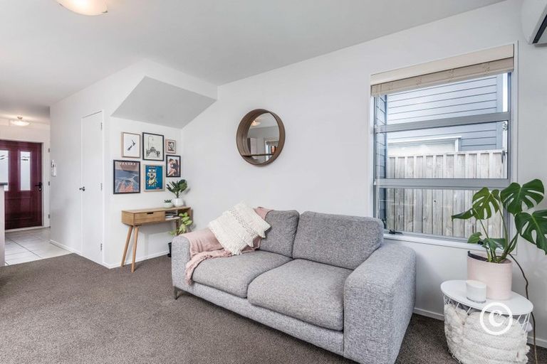 Photo of property in 2/14f Tireti Road, Titahi Bay, Porirua, 5022