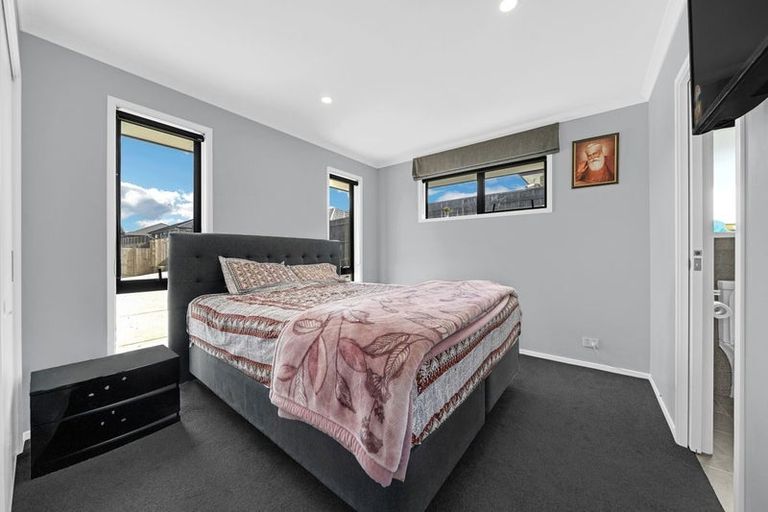 Photo of property in 41b Leathem Crescent, Pokeno, 2402