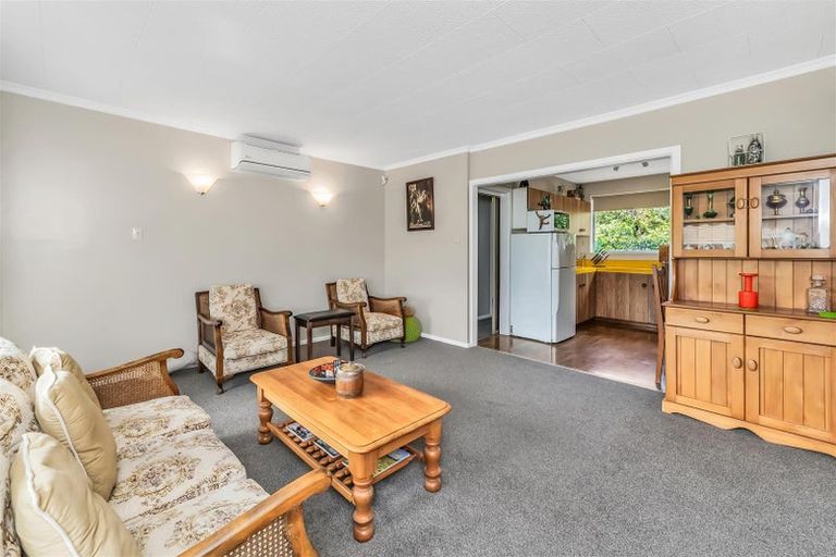 Photo of property in 2/242 Lake Terrace Road, Shirley, Christchurch, 8061