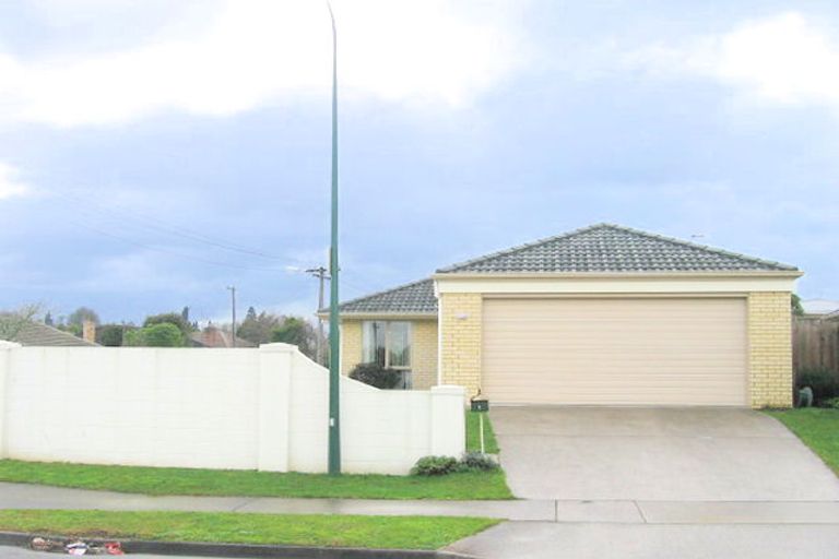 Photo of property in 1 Gardenia Close, Melville, Hamilton, 3206