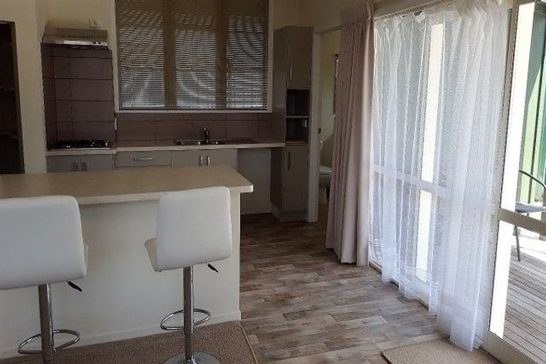 Photo of property in 17 Donald Street, Regent, Whangarei, 0112