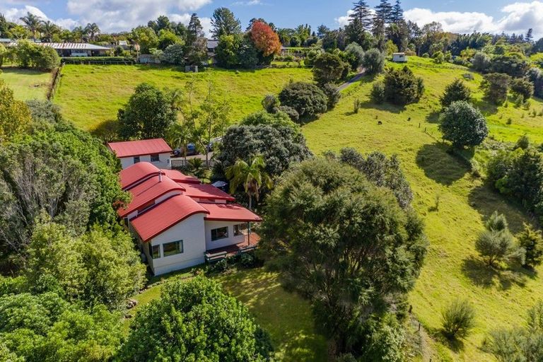 Photo of property in 73 Hone Heke Road, Kerikeri, 0230