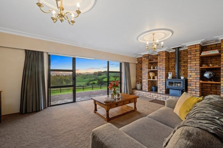 Photo of property in 221 Brookby Road, Brookby, Manurewa, 2576