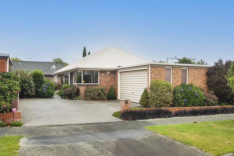 Photo of property in 46 Showgate Avenue, Sockburn, Christchurch, 8042