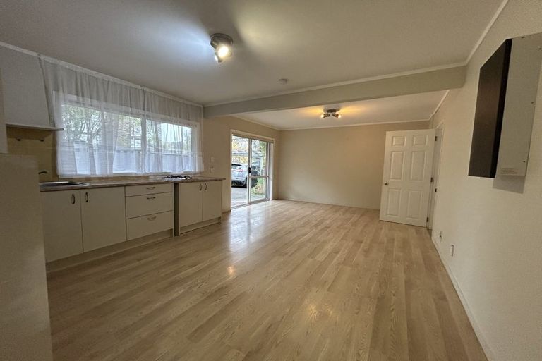 Photo of property in 29 Meadowvale Avenue, Forrest Hill, Auckland, 0620