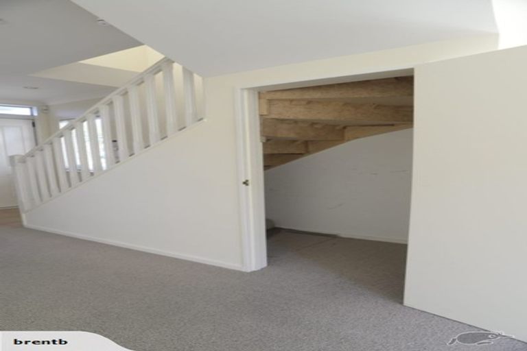 Photo of property in 21a Percy Dyett Drive, Karori, Wellington, 6012