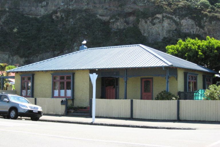 Photo of property in 32 Stoke Street, Sumner, Christchurch, 8081