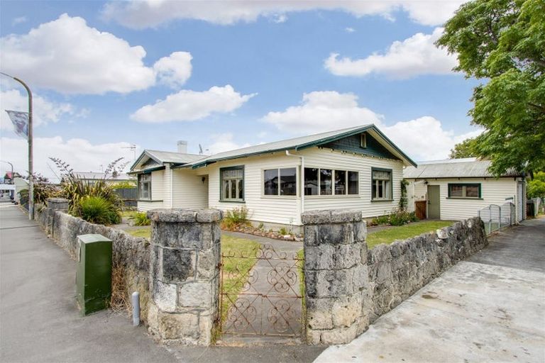 Photo of property in 90 Mcdonald Street, Napier South, Napier, 4110