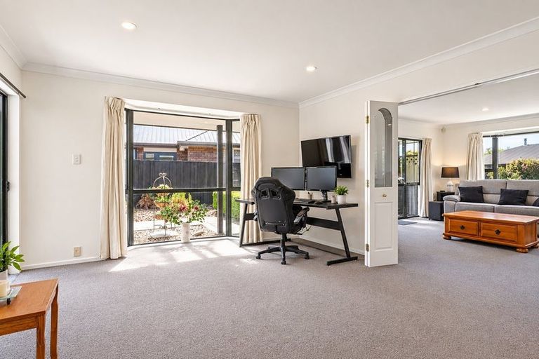 Photo of property in 2 Matthews Street, Kaiapoi, 7630