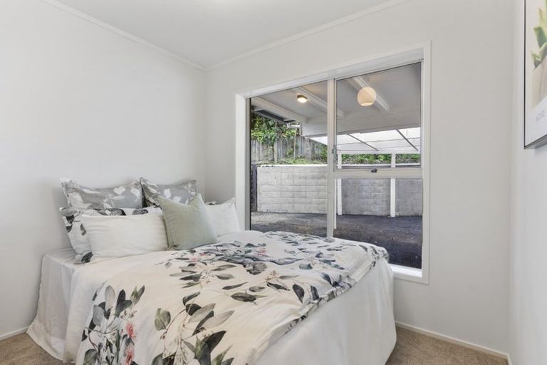 Photo of property in 13 Dunraven Place, Torbay, Auckland, 0630