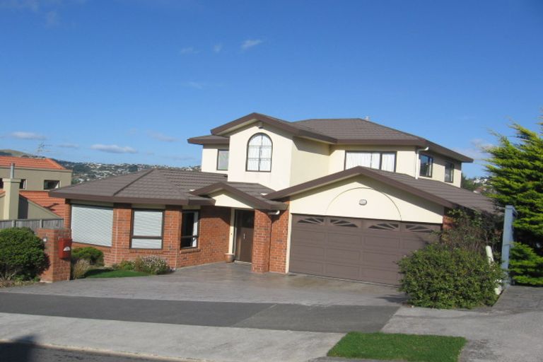 Photo of property in 19 Derry Hill, Churton Park, Wellington, 6037