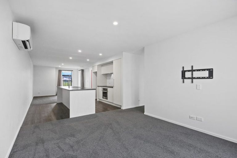 Photo of property in 105 Manakura Street, Russley, Christchurch, 8042