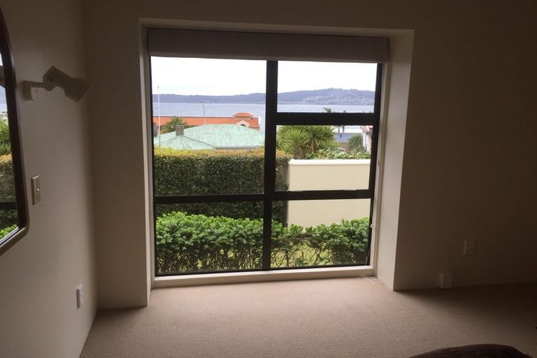 Photo of property in 6 Harvey Street, Waipahihi, Taupo, 3330