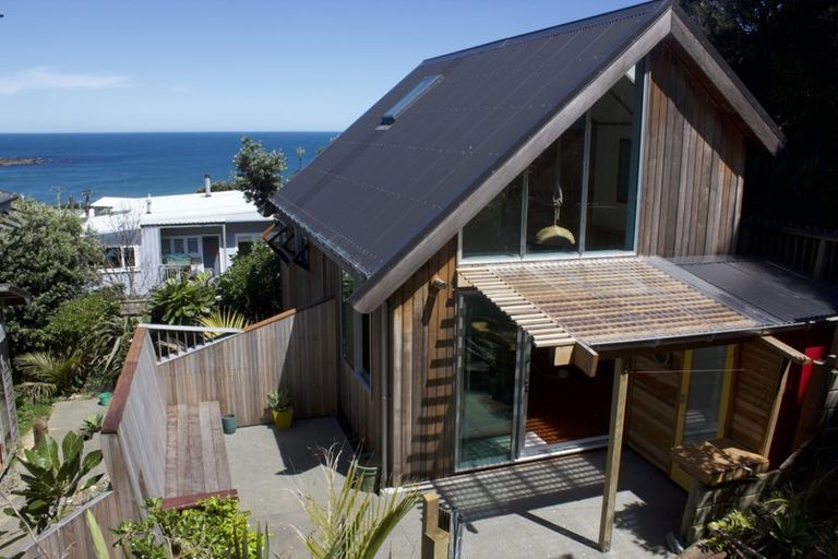 Photo of property in 238a Houghton Bay Road, Houghton Bay, Wellington, 6023