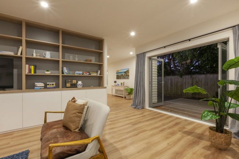 Photo of property in 68 Marine Parade, Paraparaumu Beach, Paraparaumu, 5032