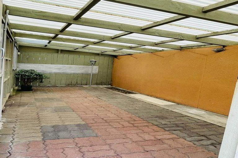 Photo of property in 27 Fernaig Street, Papakura, 2110