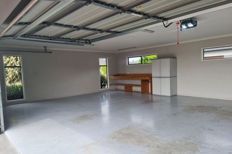 Photo of property in 4 Bourke Place, Havelock North, 4130