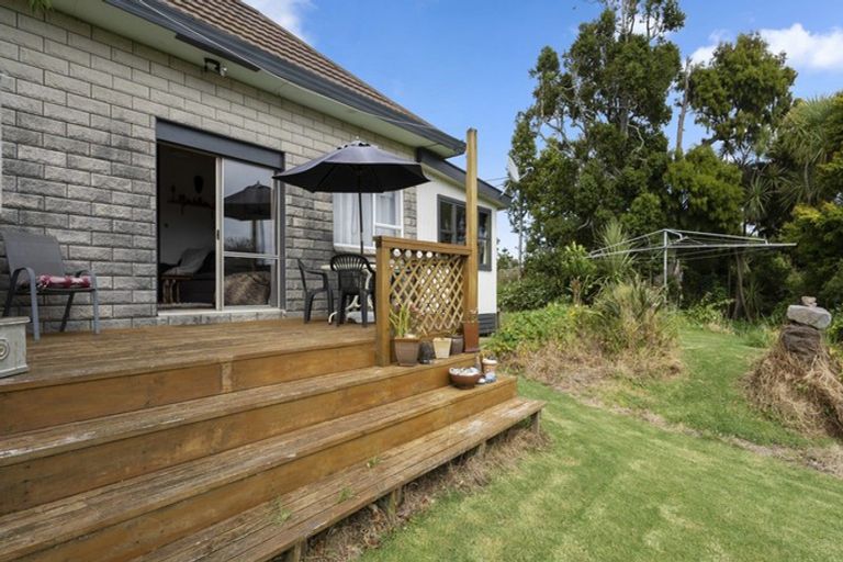 Photo of property in 5807 South Road, Rahotu, Opunake, 4684