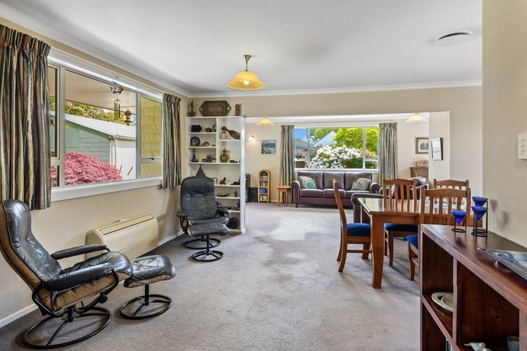 Photo of property in 47b Garreg Road, Bryndwr, Christchurch, 8052