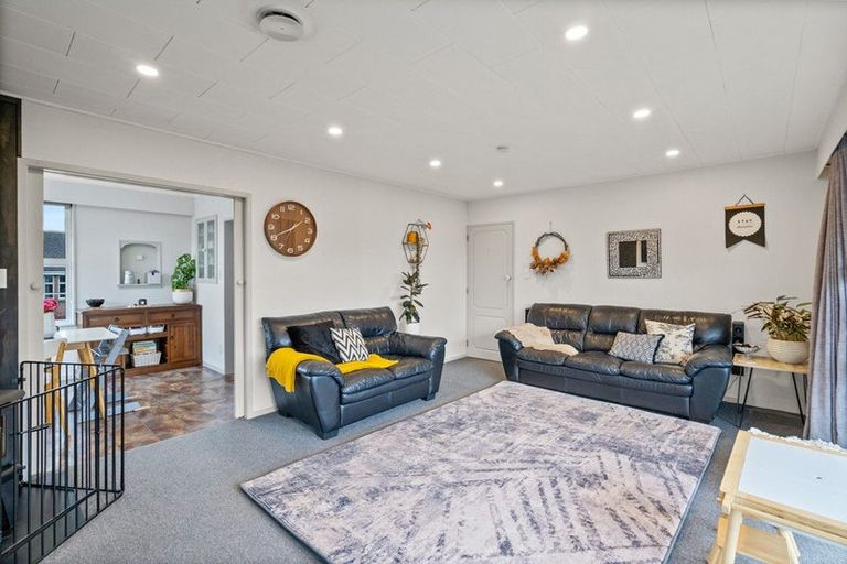 Photo of property in 1 Devon Street, Gore, 9710