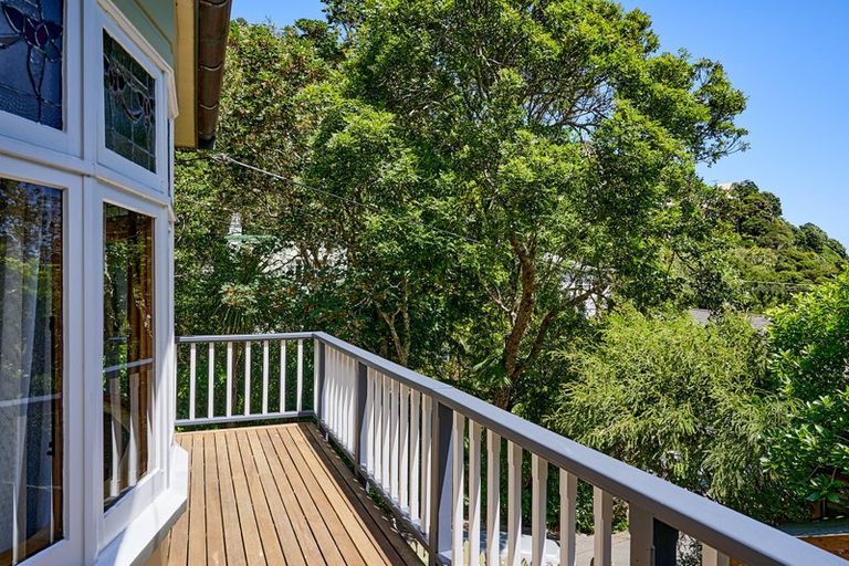 Photo of property in 13 Mahina Road, Mahina Bay, Lower Hutt, 5013