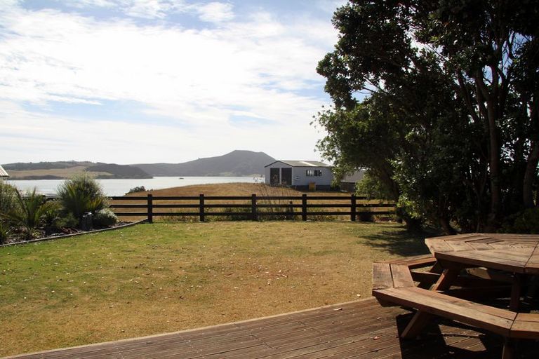 Photo of property in 2 Harrys Lane, Pukenui, 0484