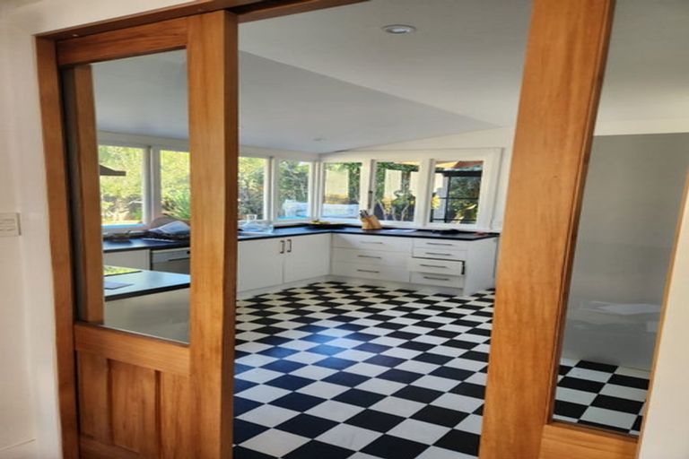 Photo of property in 1 Williams Grove, Melling, Lower Hutt, 5010