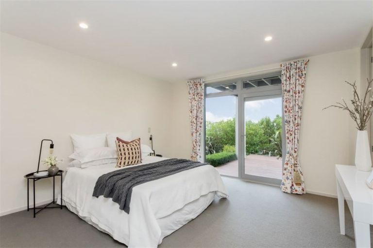 Photo of property in 2 Ti Kouka Eco Lane, Redcliffs, Christchurch, 8081