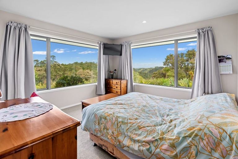 Photo of property in 14 Ngapuke Lane, Parua Bay, Onerahi, 0192